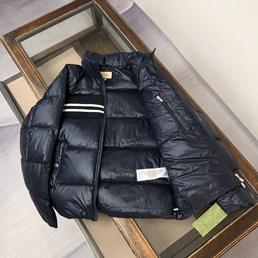 グッチスーパーコピー 新しいカップルダウンジャケット