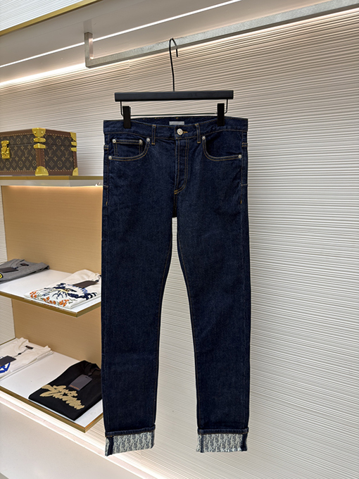 ディオール 新しいモノグラムプリントジーンズ