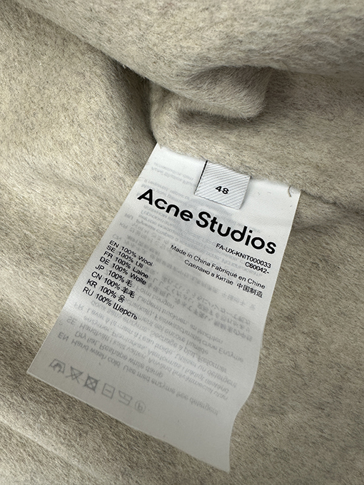アクネストゥディオズ 新しいカシミアコート