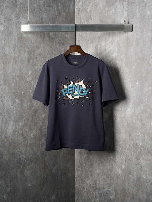 フェンディスーパーコピーネイビー アイレット刺繡  グラフィック 半袖 Tシャツ