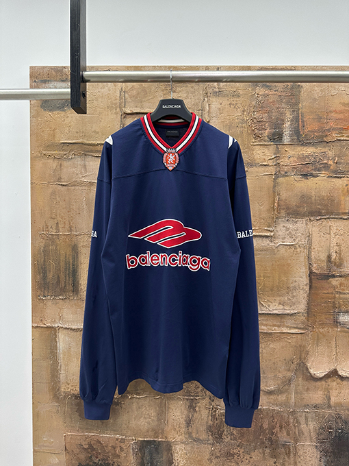 バレンシアガ Balenc1aga アメリカンフットボールの長袖シャツ