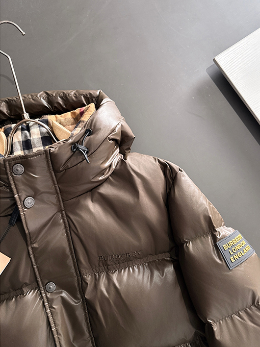 バーバリースーパーコピー Burberry チェック柄ダウンジャケット