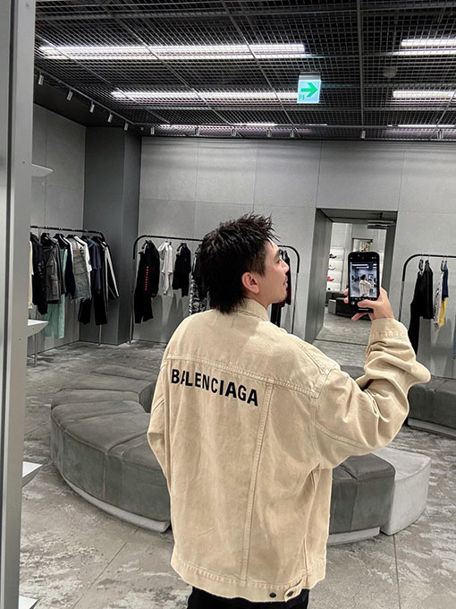 バレンシアガコピー BALENCIAGA ロゴ刺繍デニムジャケット