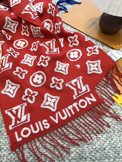 ルイヴィトンスーパーコピー 3D Monogram 新しいスカーフ