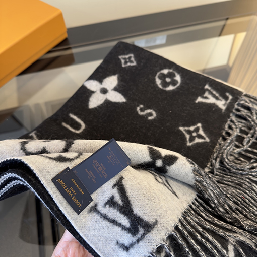 ルイヴィトンスーパーコピー LV Reykjavik 2.0 カシミアスカーフ