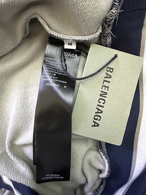 バレンシアガ BALENCIAGA 3m スキースーツシリーズ フード付きスウェットシャツ