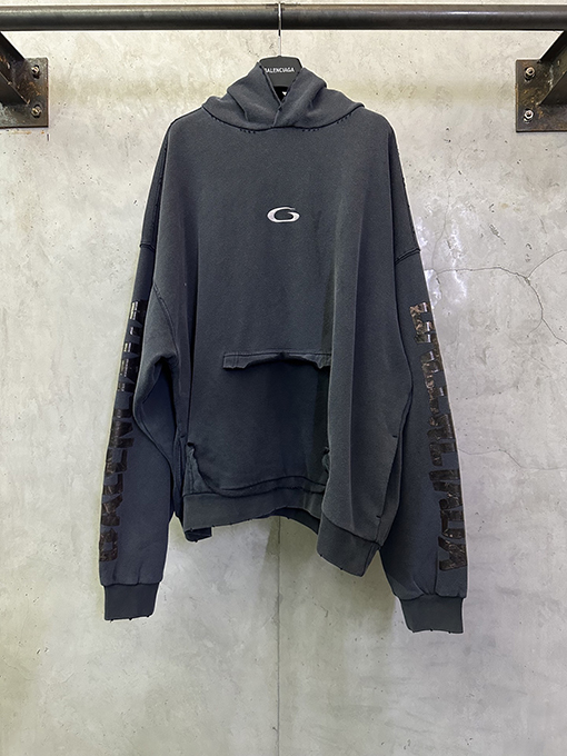 バレンシアガ BALENCIAGA シングルリング刺繍テープフード付きスウェットシャツ