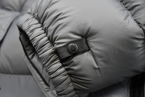 ノースフェイス The North Face X INVINCIBLE 1996 Retro Nuptse コラボレーションダウンジャケット