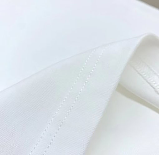 アレキサンダーワン Alexander Wang 胸に厚のフォームデザインとロゴが入った長袖シャツ