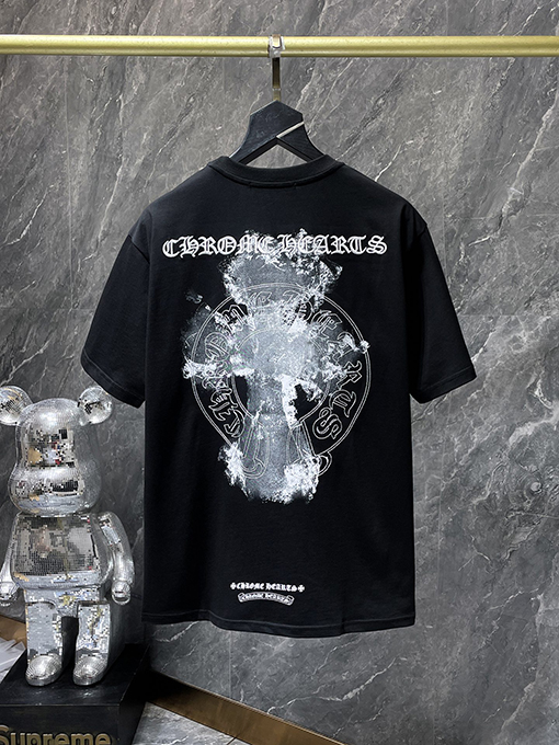 クロムハーツスーパーコピー サンスクリット刺繍クロス半袖Tシャツ