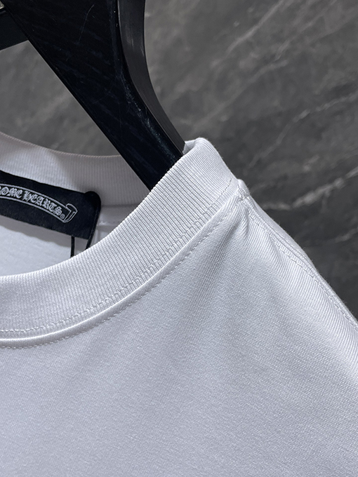 クロムハーツ カラフルなクロス柄のレザーサンスクリットホースシュー半袖Tシャツ