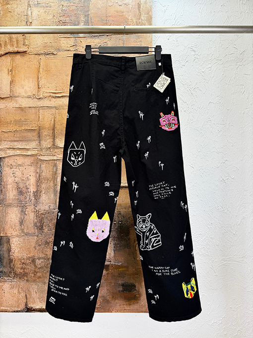 ロエベコピー 猫をテーマにしたジーンズ