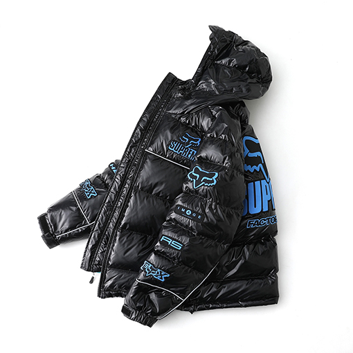 シュプリームコピー WEEK9 Shiny Down Puffer Jacke 光沢のあるロゴ入りフード付きコンフォートカジュアルジャケット