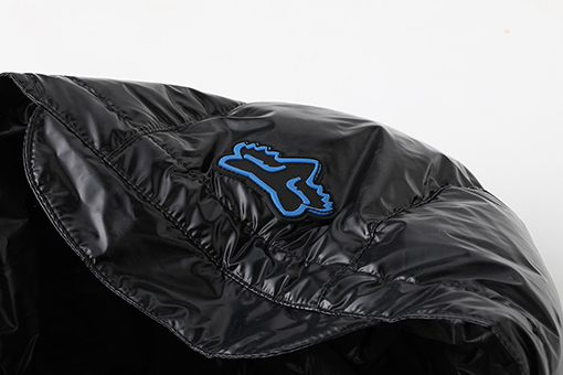 シュプリームコピー WEEK9 Shiny Down Puffer Jacke 光沢のあるロゴ入りフード付きコンフォートカジュアルジャケット