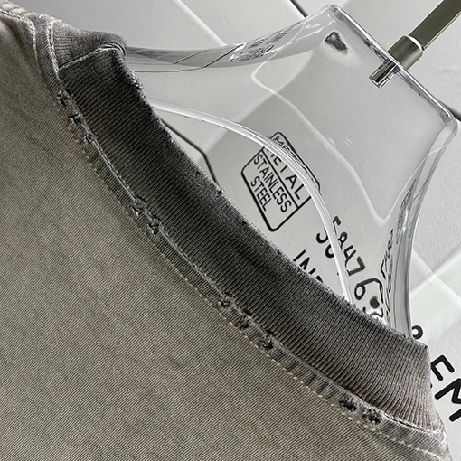 オフホワイト off white クラシックなウォッシュとダメージをした320gクルーネック半袖Tシャツ