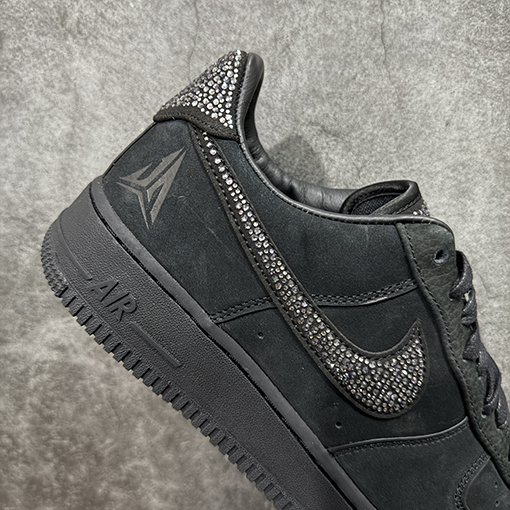 ジャモラント x スワロフスク x ナイキ Nike 多用途で耐久性のあるローカットシューズ