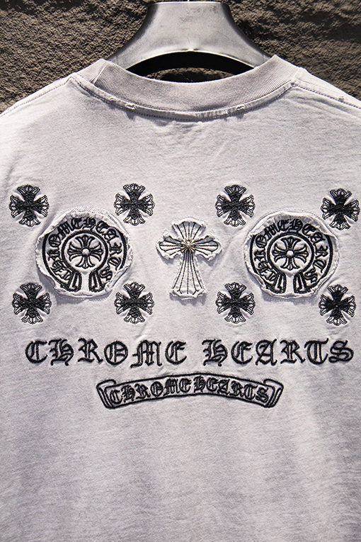 クロムハーツ ヘビーデューティーなリバースカラーパッチワーク刺繍のダメージ半袖Tシャツ