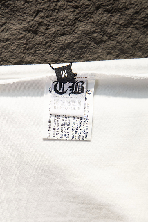 クロムハーツ ヘビーデューティーなダメージパッチ刺繍入りレザーラベル金具き半袖Tシャツ