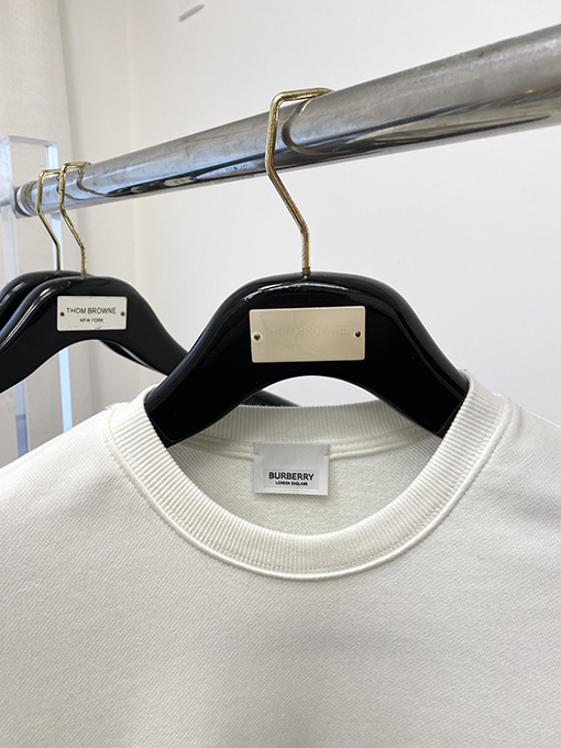 バーバリー BURBERRY フロント胸にプレミアムプリントのレターロゴが入ったクルーネックスウェットシャツ