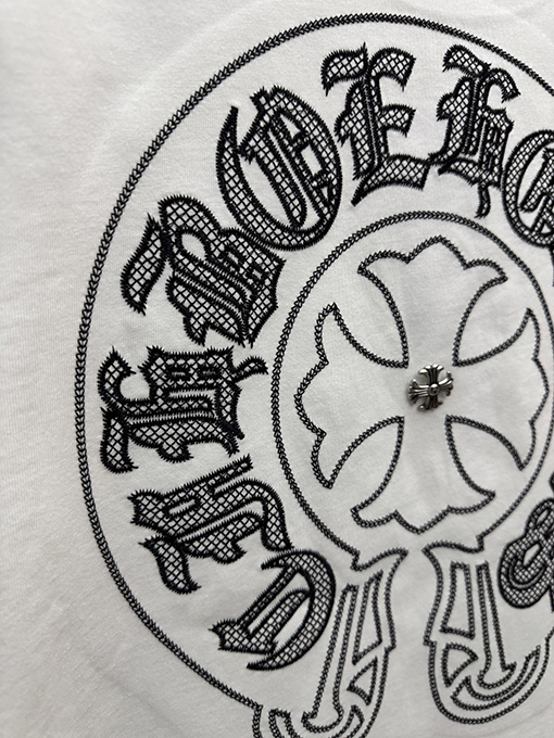 クロムハーツ デパートで売っているアメリカンスタイルのレーザー刺繍入り半袖Tシャツ