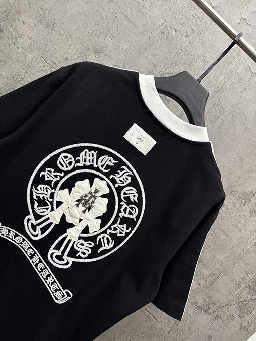 クロムハーツスーパーコピー クラシックなレザーのクロスステッチストライプショルダー半袖Tシャツ