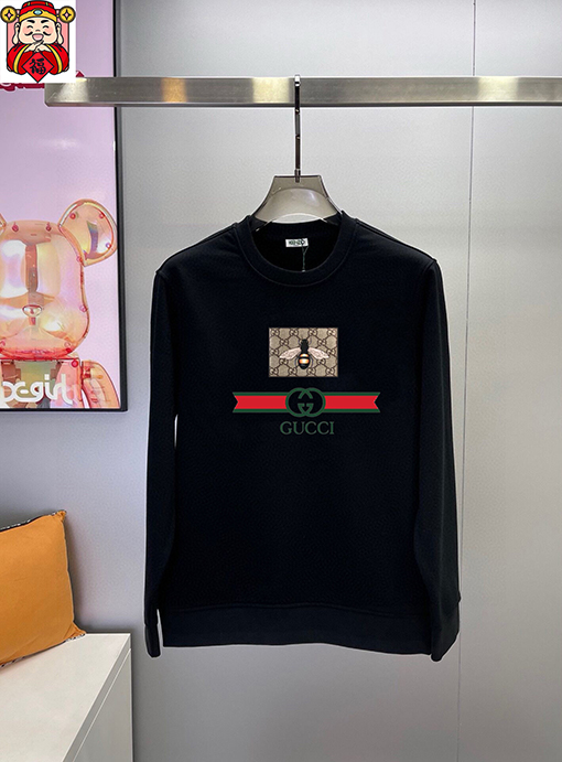 グッチ クラシックな人気のクルーネックのスウェットシャツとパンツのセット