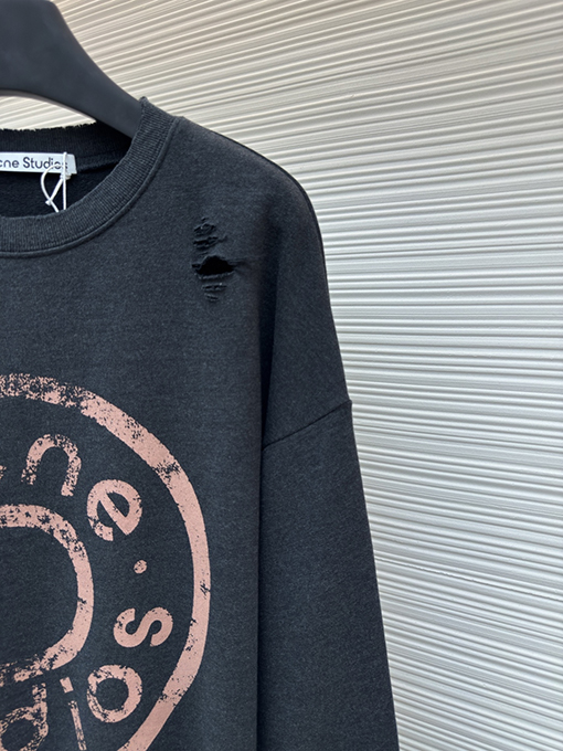 アクネストゥディオズ Acne Studios ダメージのロゴ入りスウェットシャツ