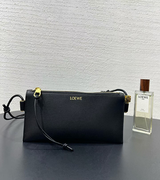 ロエベ Joya レディースアコーディオン式脇下バッグ
