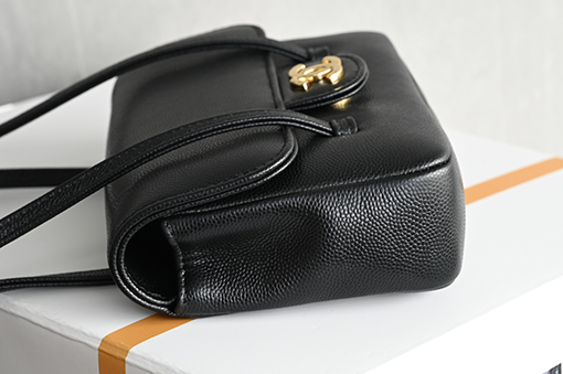 シャネルスーパーコピー 26P Preppy Coco レディーススタイリッシュな脇下バッグ