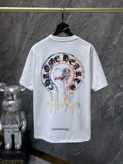 クロムハーツコピー クラシックなカラフルな手描きの蹄鉄の文字がプリントされた半袖Tシャツ