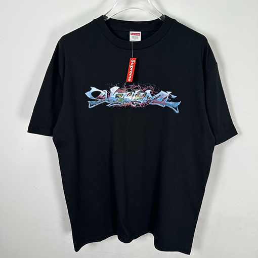 シュプリームコピー SUPREME TAG TEE 大きなロゴプリントの半袖Tシャツ