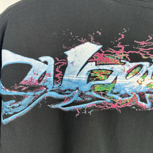 シュプリームコピー SUPREME TAG TEE 大きなロゴプリントの半袖Tシャツ