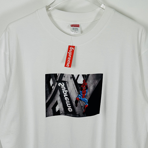 シュプリームコピー Supreme SS26 SPIDER-MAN TEE スパイダーマンプリント半袖Tシャツ