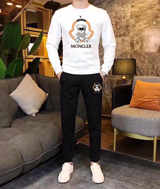 モンクレールコピー Moncler 人気のトレンドクルーネックのスウェットシャツとパンツのセット