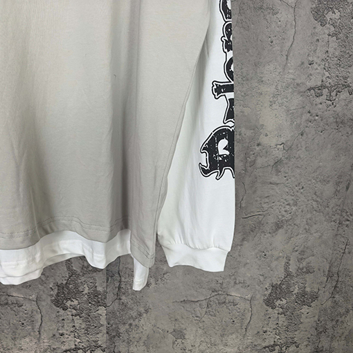 バレンシアガコピー BALENCIAGA Hybrid Double T-shirt in Light Grey/white アサシンハイブリッドダブルプリント刺繍入りライトグレー＆ホワイト平織りフェイクツーピース長袖シャツ