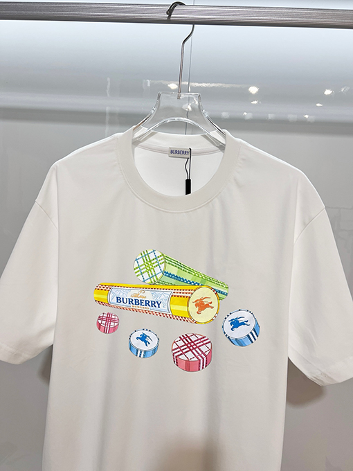 バーバリー BURBERRY クラシックなウォーホースのロゴ入り半袖Tシャツ