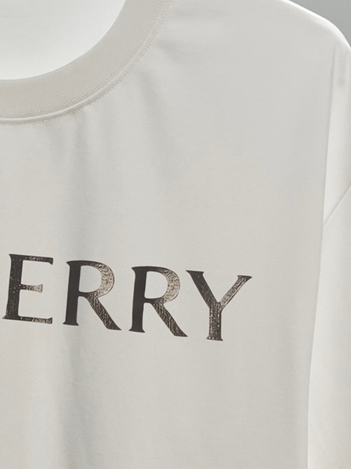 バーバリー BURBERRY クラシックなレタープリントロゴ入り半袖Tシャツ