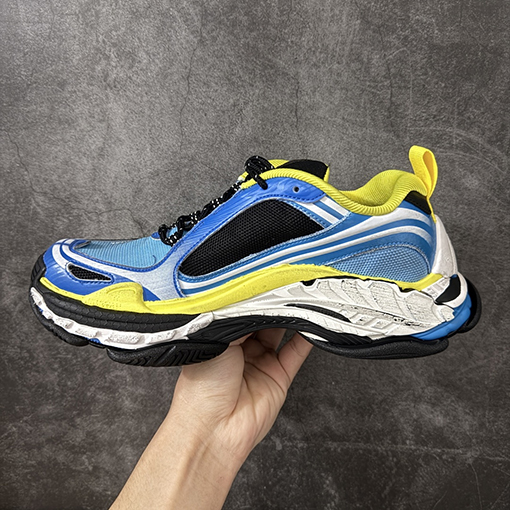 バレンシアガ Triple S .2 プラットフォームレースアップローカットチャンキースニーカー（XAバージョン）