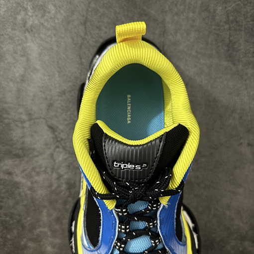 バレンシアガ Triple S .2 プラットフォームレースアップローカットチャンキースニーカー（XAバージョン）