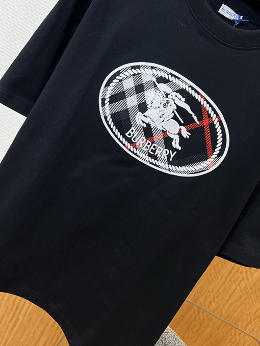 バーバリー 乗馬騎士ロゴ入りチェック柄プリント半袖Tシャツ