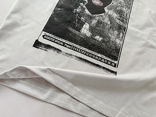 セントマイケル 新聞風マスク姿のポートレートコラージュプリント半袖Tシャツ