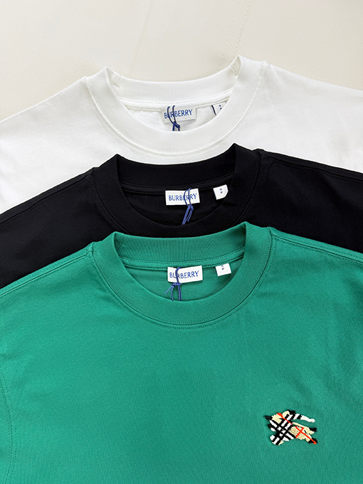 バーバリー 歯ブラシの刺繍ロゴ入り半袖Tシャツ