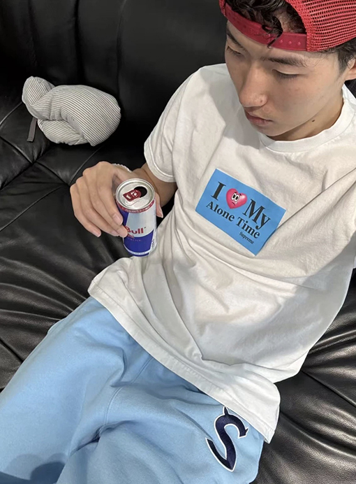 シュプリーム SUPREME ピンクのハート文字プリント半袖Tシャツ