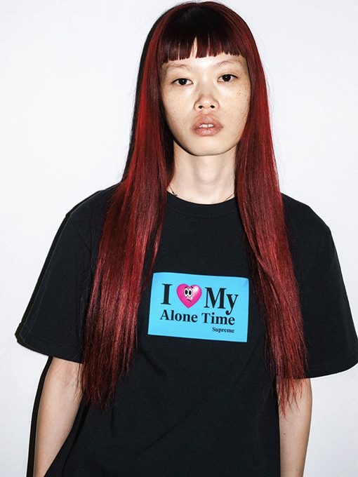 シュプリーム SUPREME ピンクのハート文字プリント半袖Tシャツ