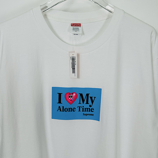 シュプリーム SUPREME ピンクのハート文字プリント半袖Tシャツ