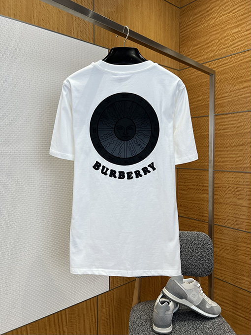バーバリー BURBERRY 太陽の文字刺繍入りクルーネック半袖Tシャツ
