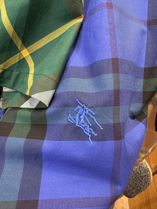 バーバリー チェック柄の軍馬刺繍入り半袖シャツ