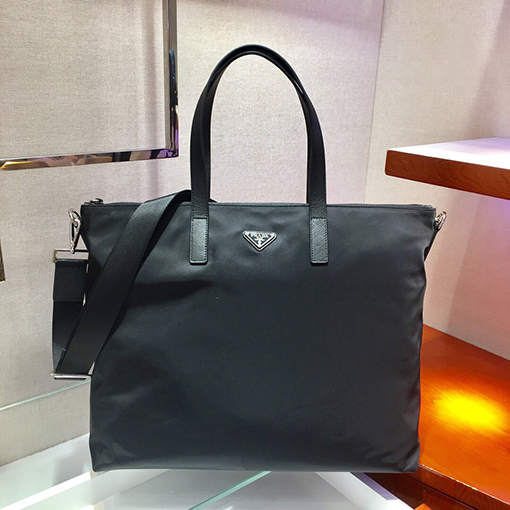 プラダスーパーコピー クラシックのショッピングバッグ