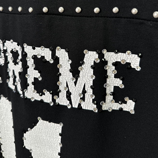 シュプリームコピー SUPREME 背番号11 ラインストーンアップリケ文字入り半袖サッカーユニフォーム