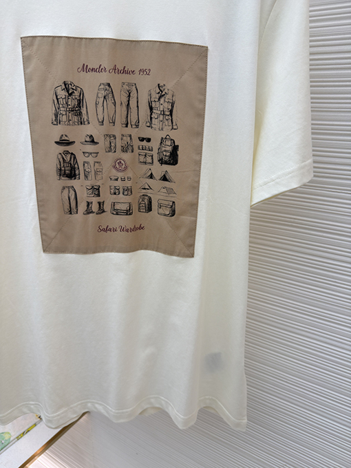 モンクレール プリント入りコットン半袖Tシャツ